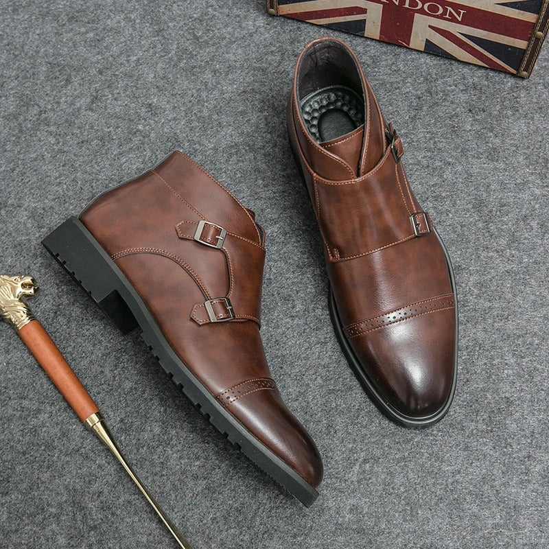 Levi | Klassische Twin-Buckle-Stiefel