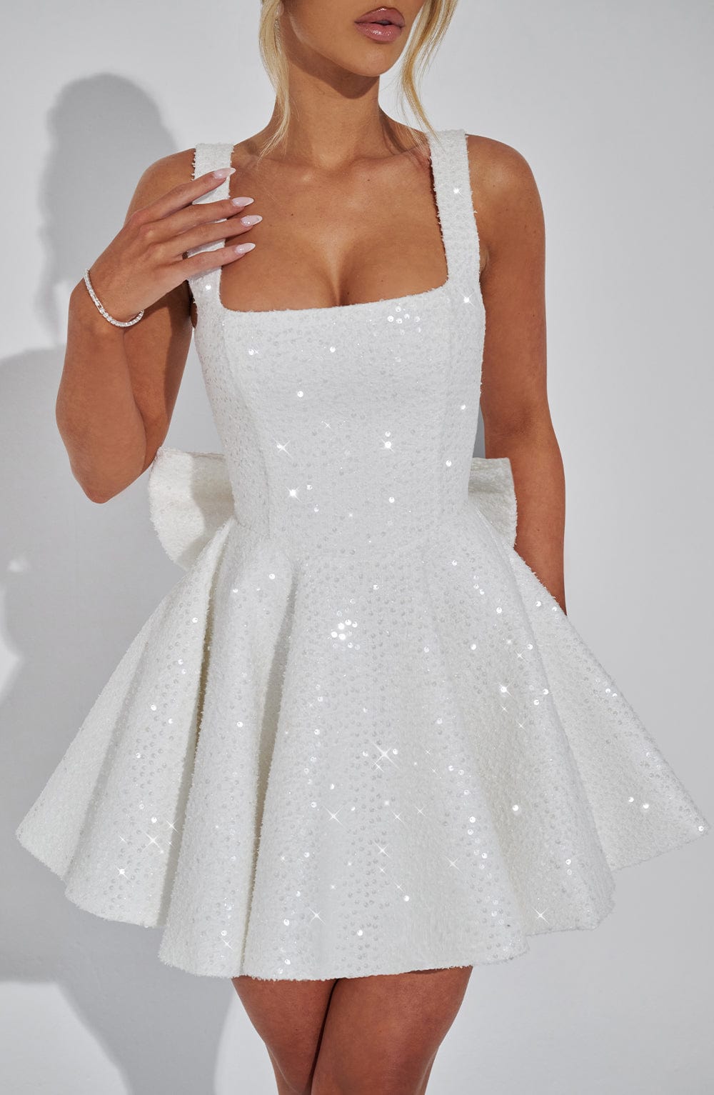 Luniva™ | Mini-Kleid mit Schleife