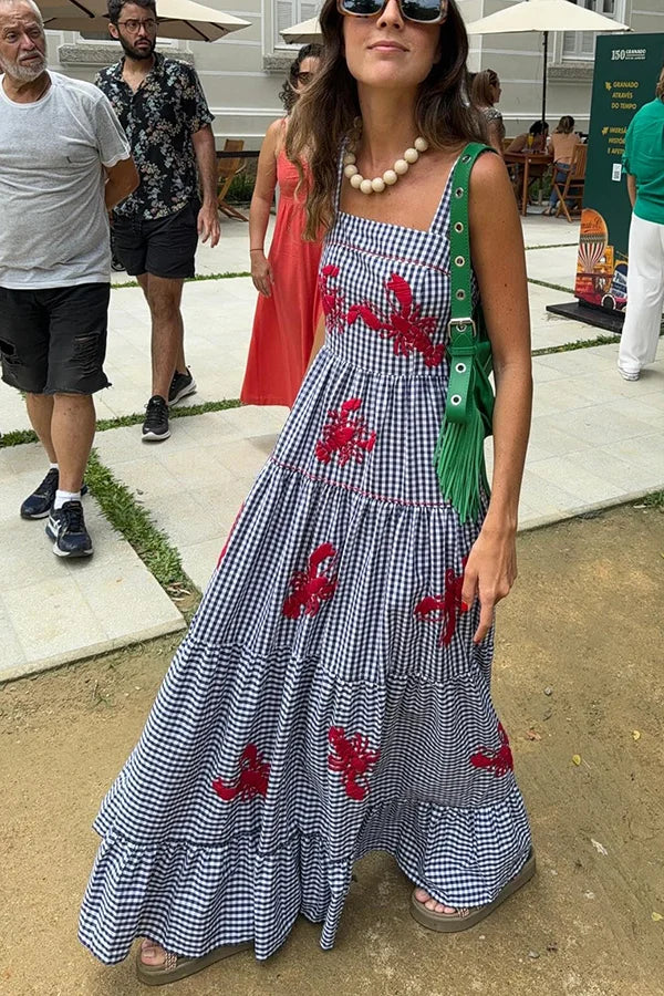 Langes Karokleid mit gestickten Garnelen