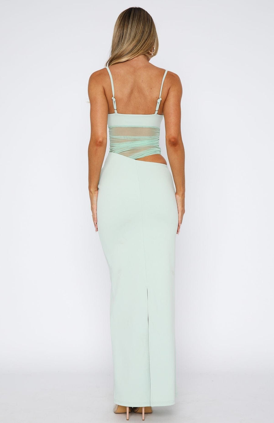Elayna Flowing Maxi Dress for Timeless Elegance