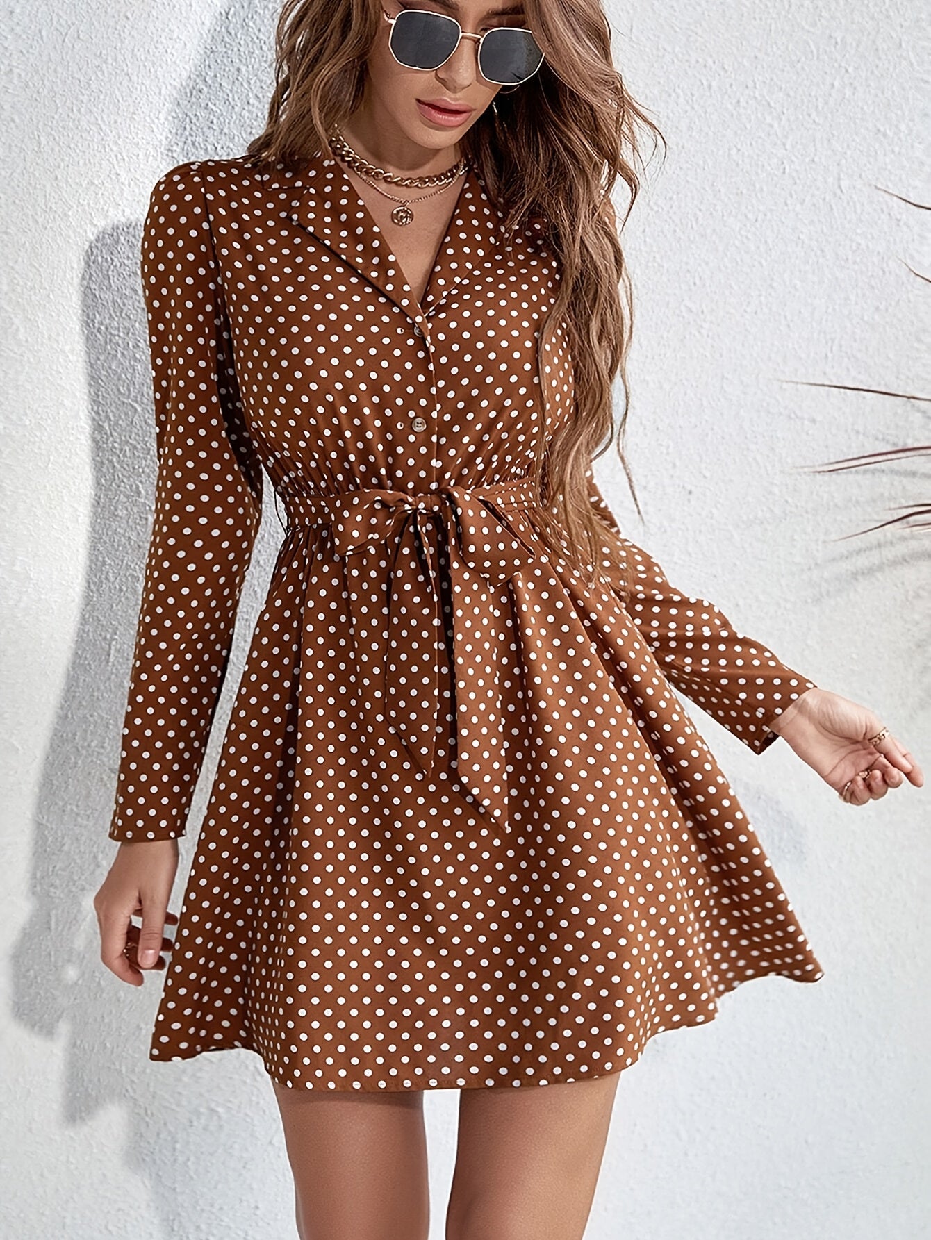 Maribel Kleid mit Polka-Dot-Muster und Gürtel