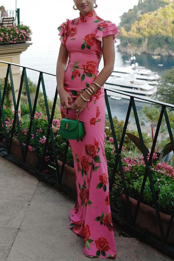 Lenia – Modernes Kleid mit Stehkragen und ausgestellten Ärmeln