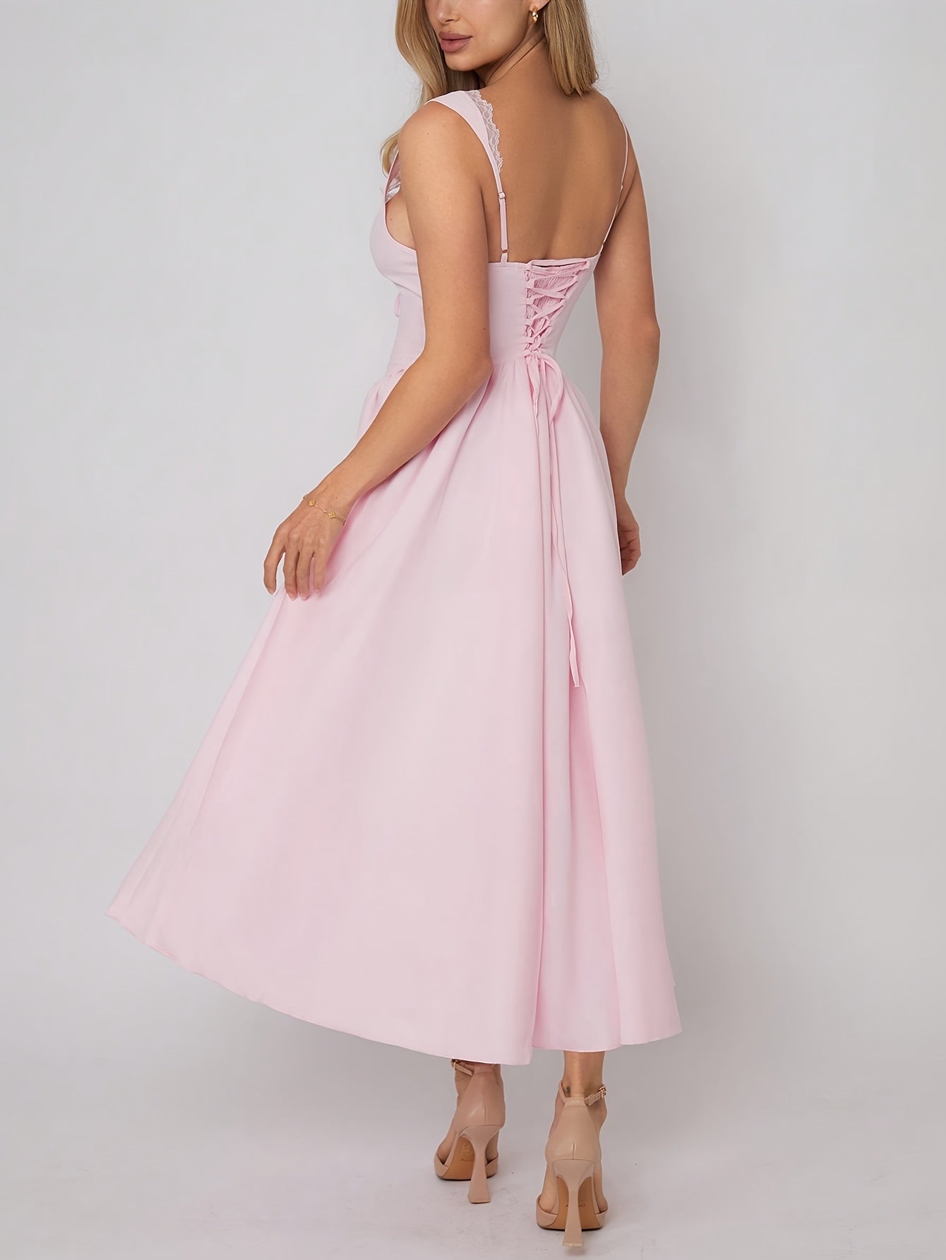 Celeste | Trägerloses ausgestelltes Kleid