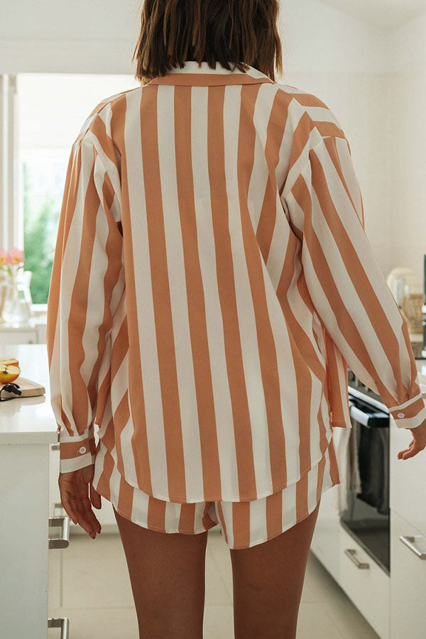 Justine – Gestreiftes Set mit weiter Bluse, Triangel-Top und Shorts mit elastischer Taille