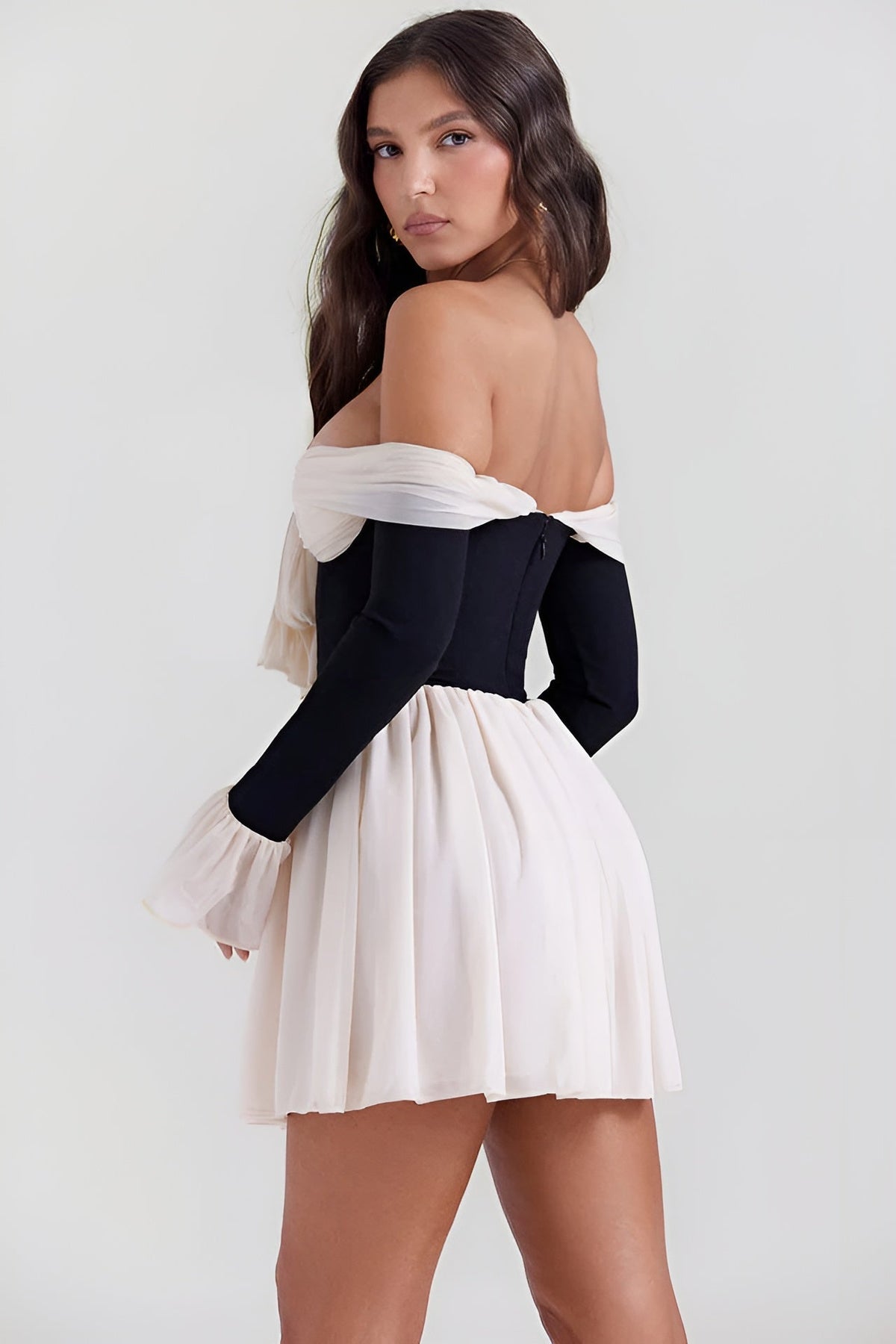 Osmira™ | Schulterfreies Kleid