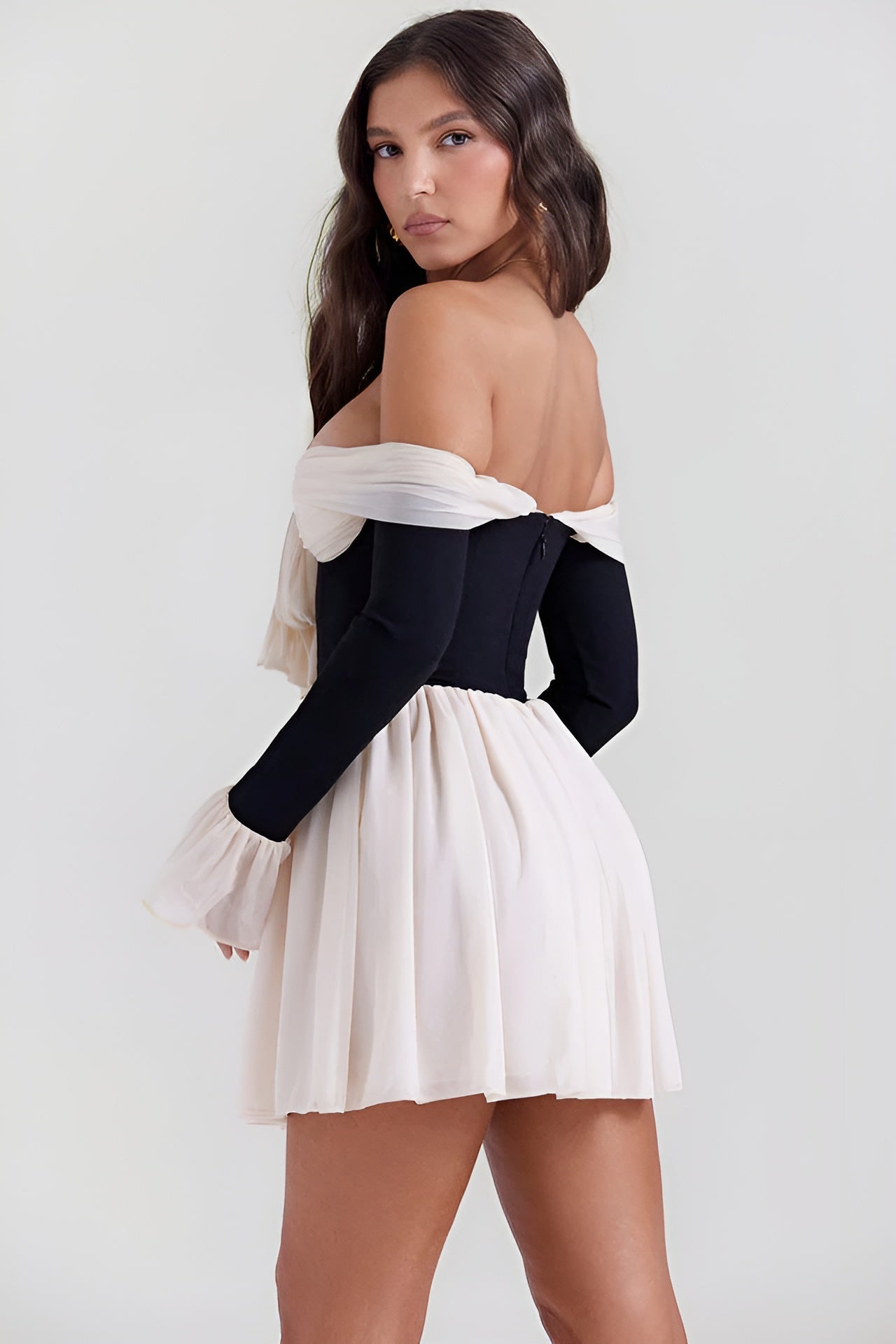Osmira™ | Schulterfreies Kleid