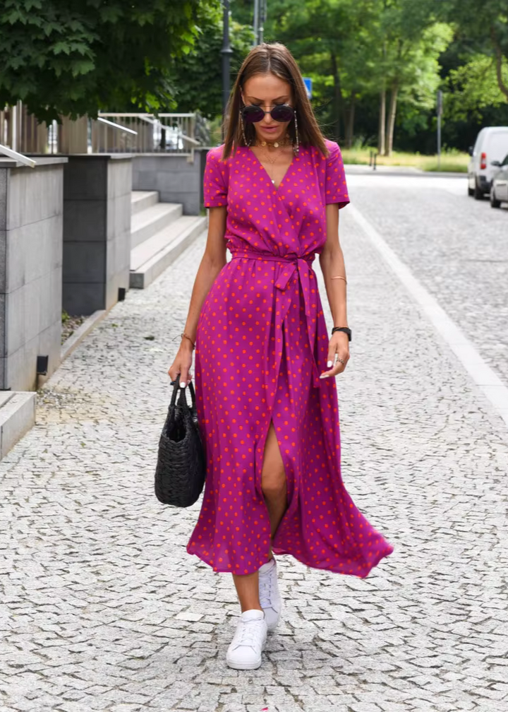 Elianne – Fließendes und modernes Sommerkleid