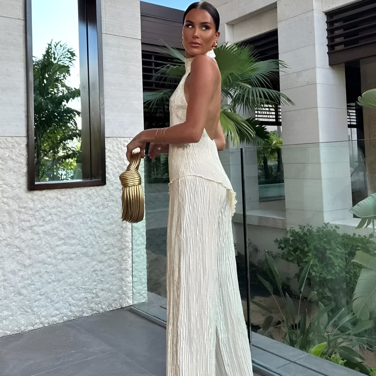 Hazel – Asymmetrisches Halter-Crop-Top mit weitem Hosen-Set