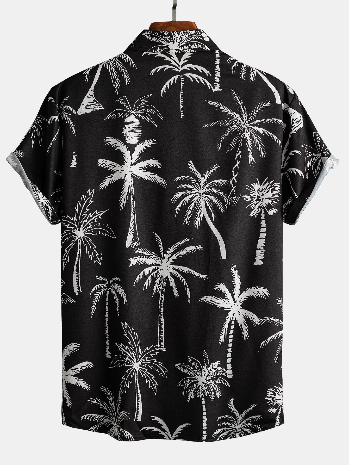 Hemd mit Palmen-Print und Badehose mit Knopfleiste