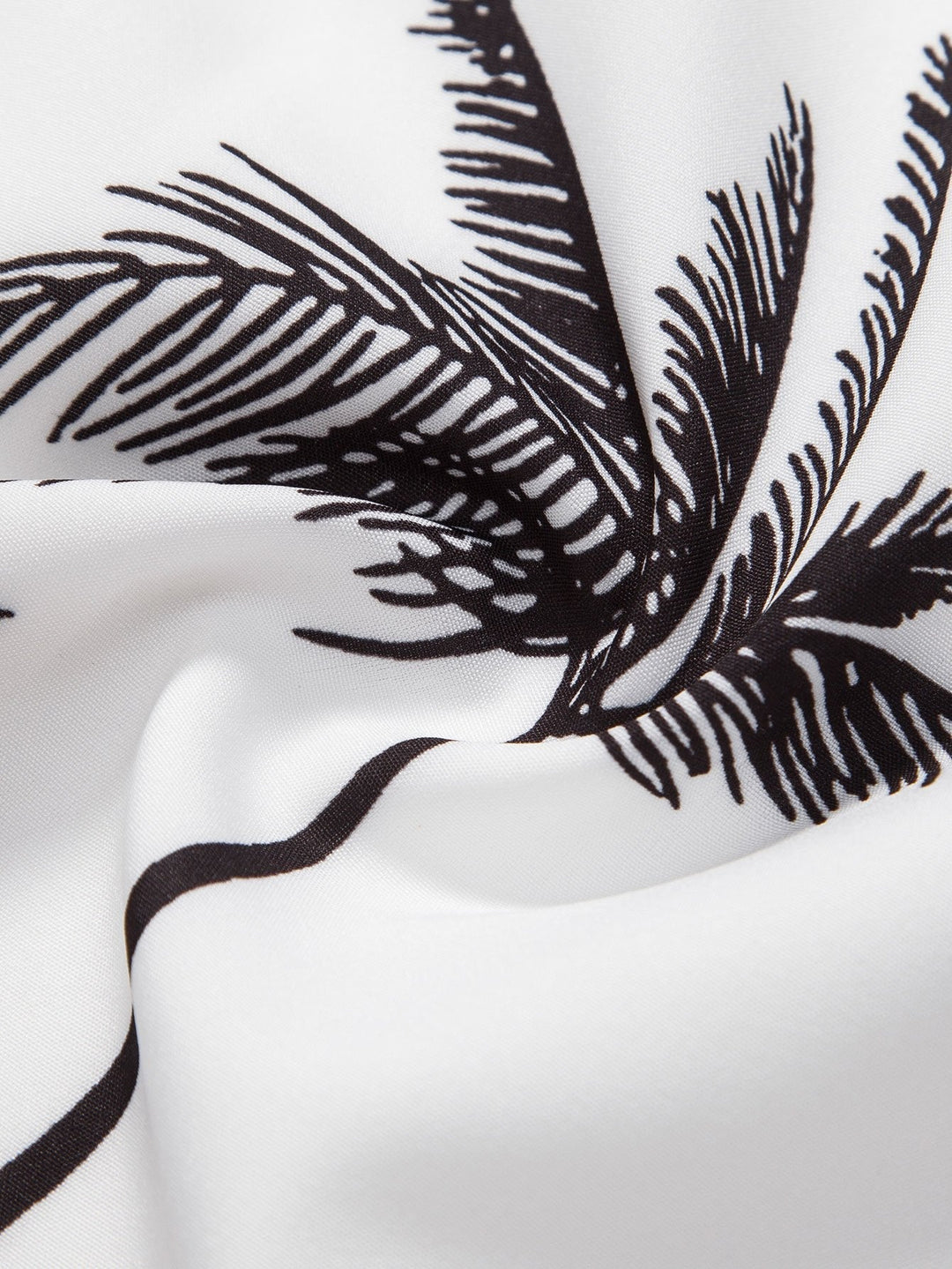 Hemd mit Palmen-Print und Badehose mit Streifenmuster