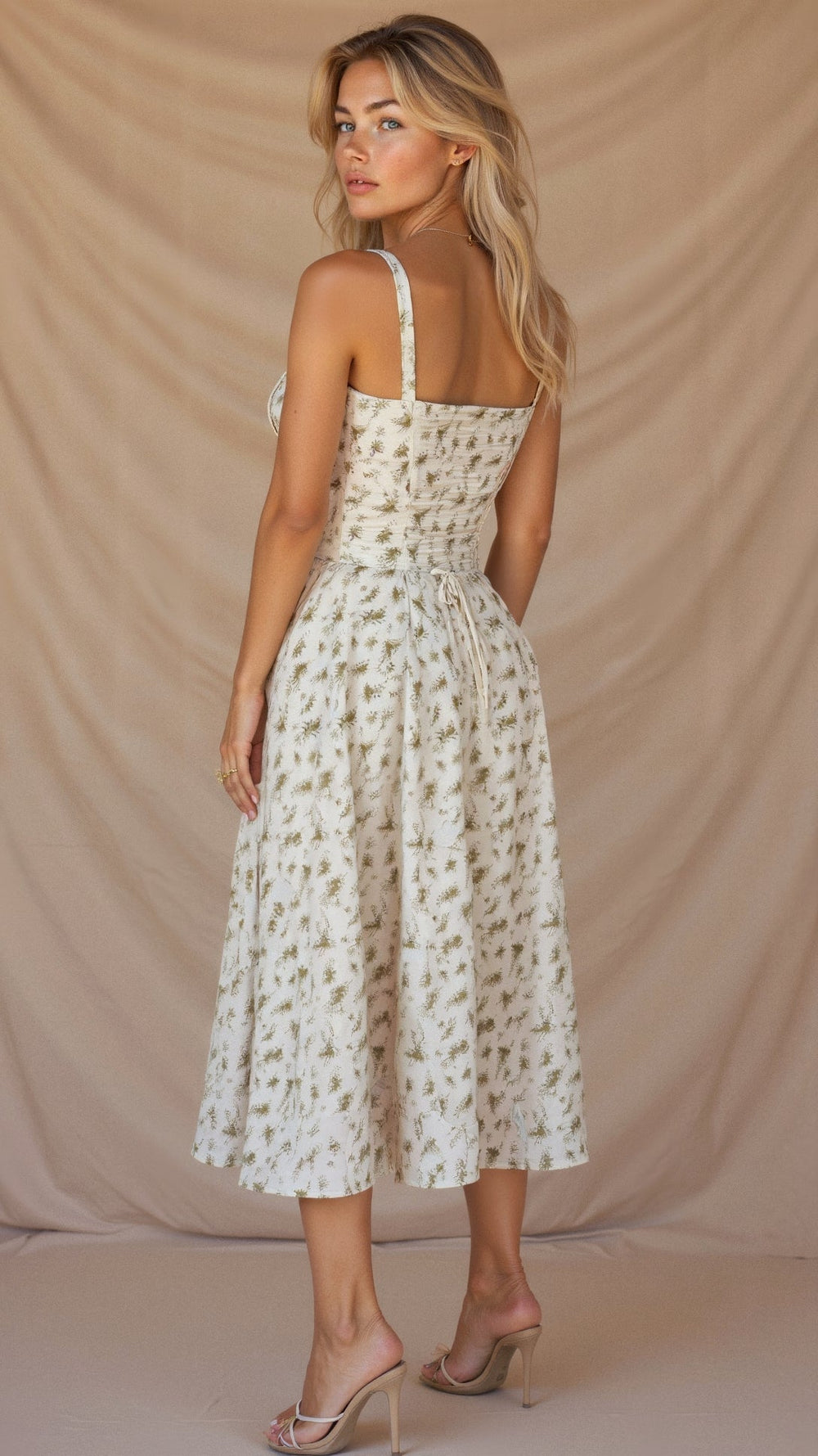 Kiana | Taillenkleid