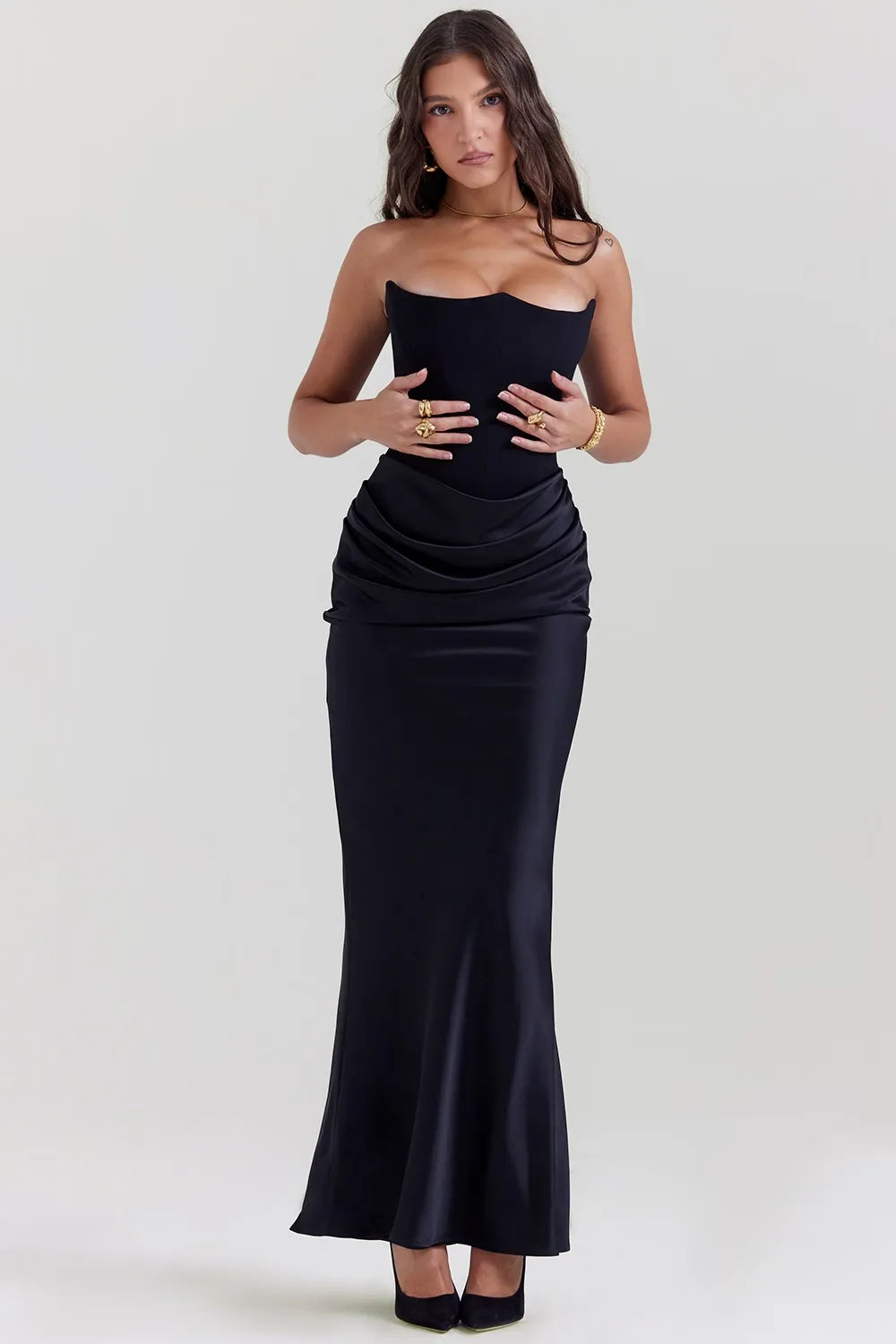 Victoria Noir | Elegantes Schwarzes Maxikleid