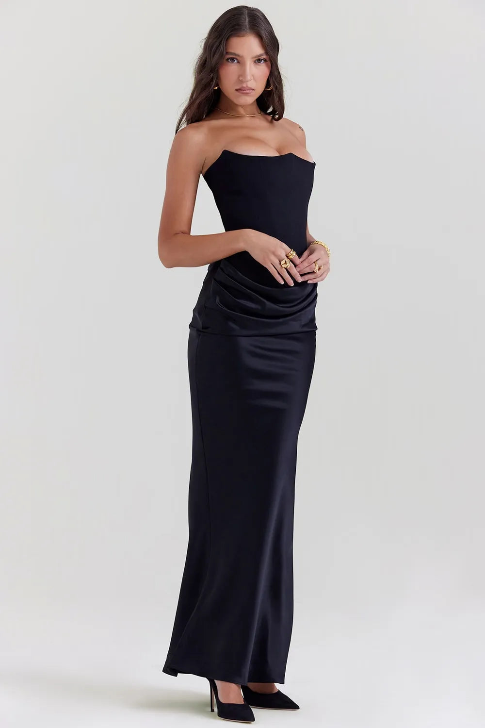 Victoria Noir | Elegantes Schwarzes Maxikleid