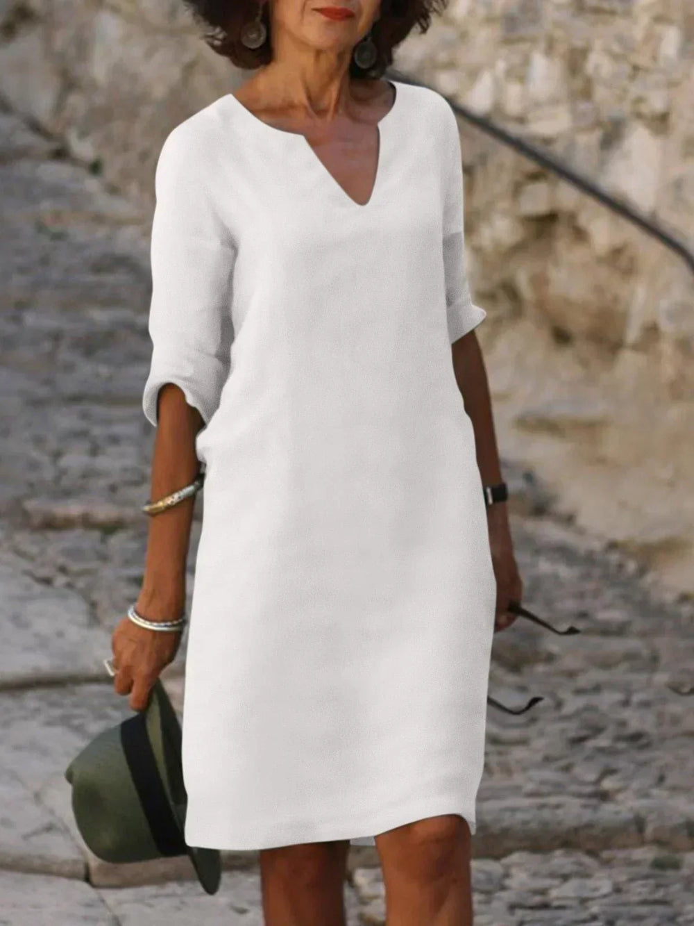 Maya | Zeitloses V-Ausschnitt-Midikleid