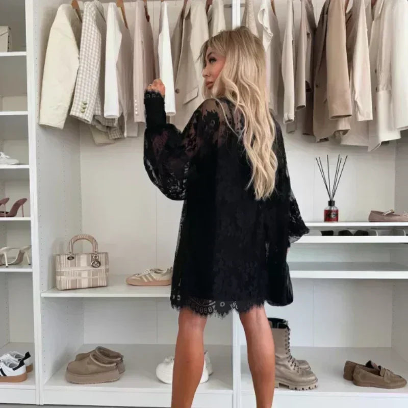Aria | Minikleid mit Schleifen-Ausschnitt