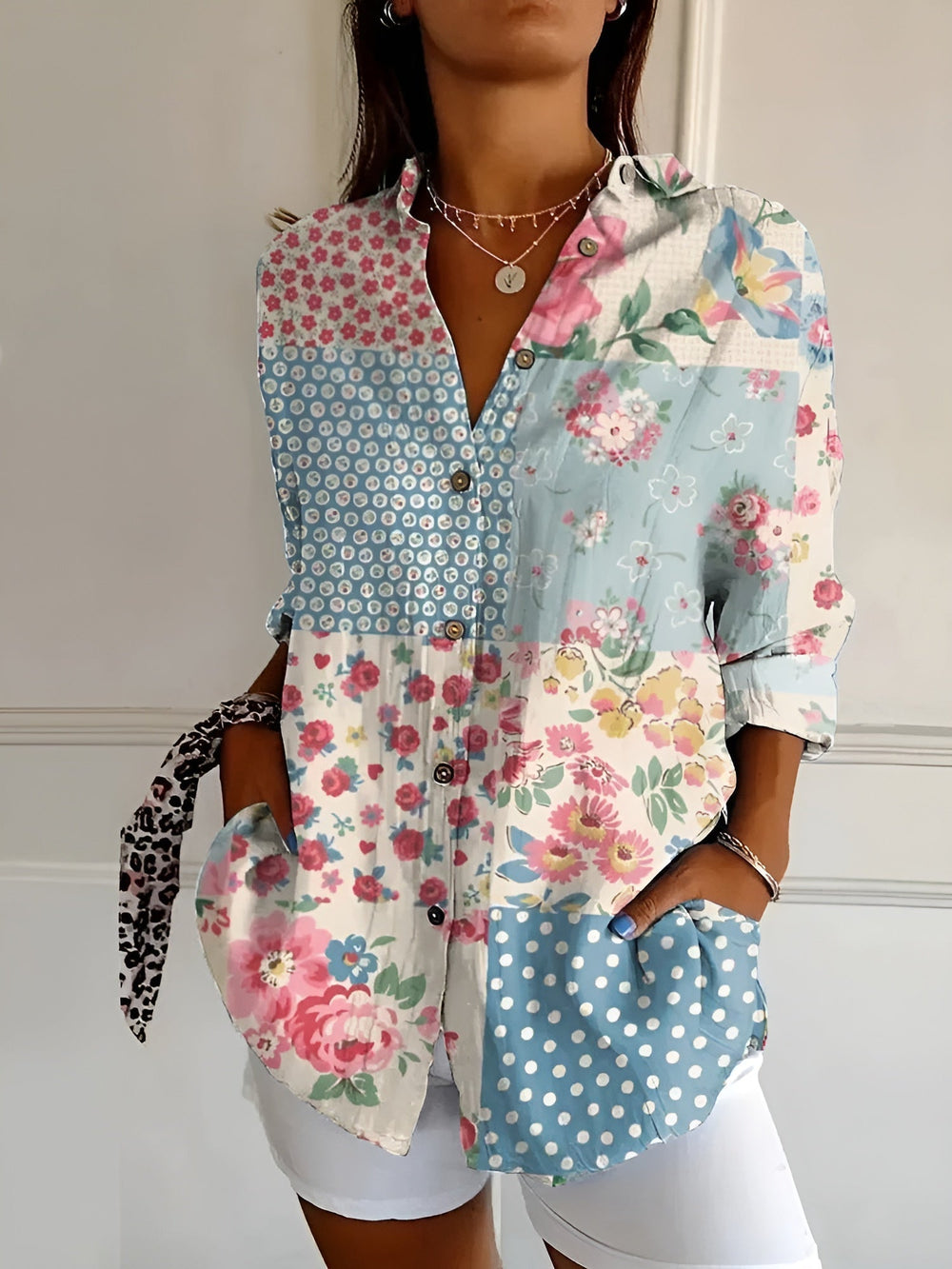 Eleanor | Elegante Blumenmuster-Frontbluse