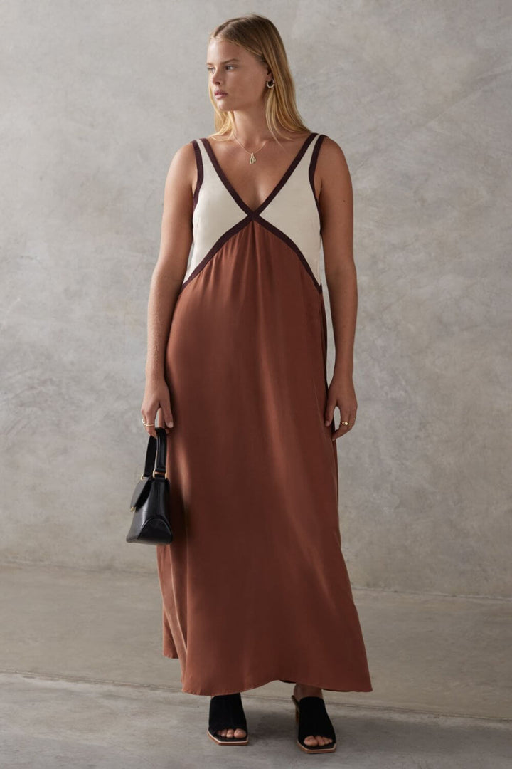 ANNABELLE | ELEGANTES MAXIKLEID