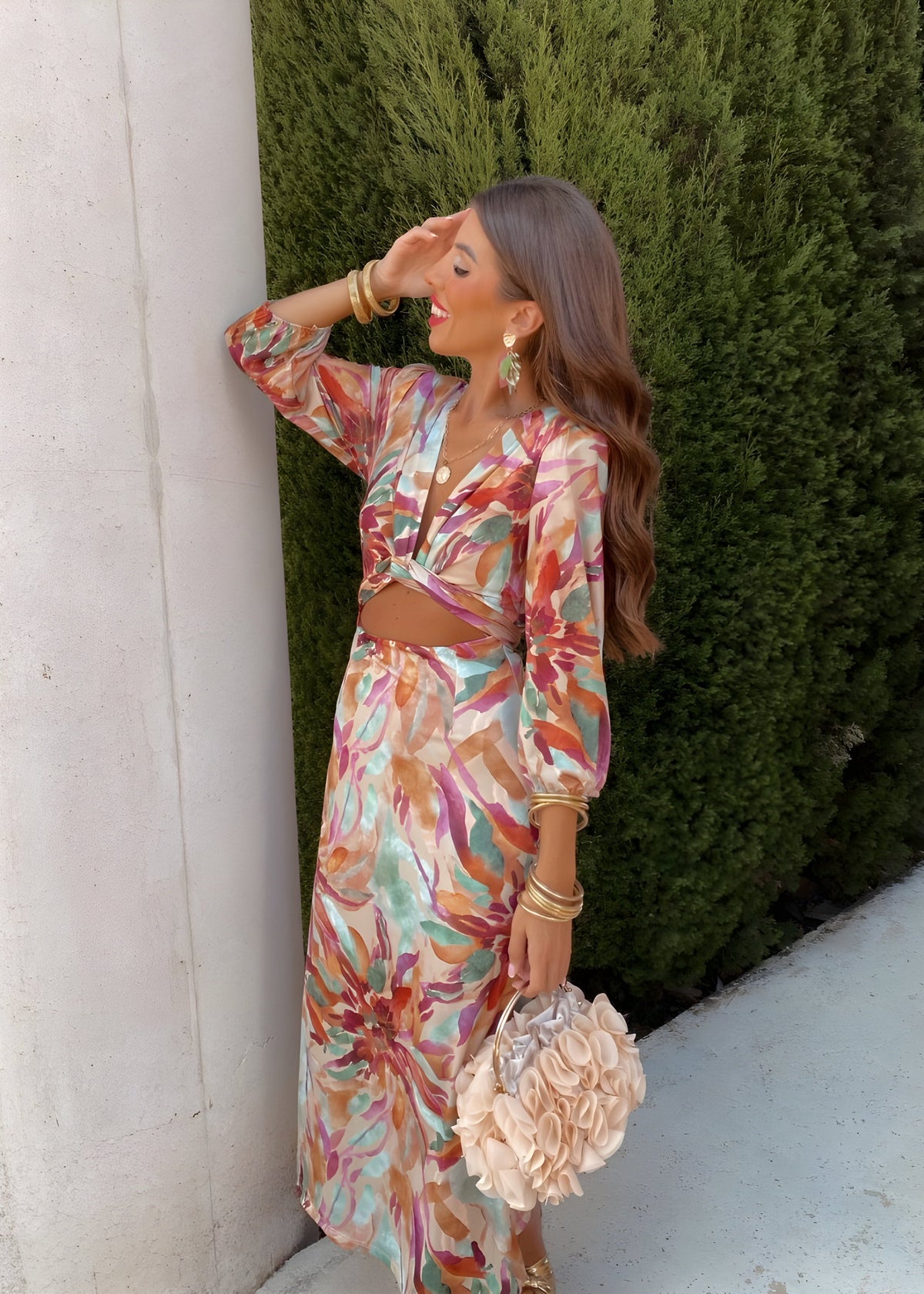 Romy – Elegantes Blumenkleid