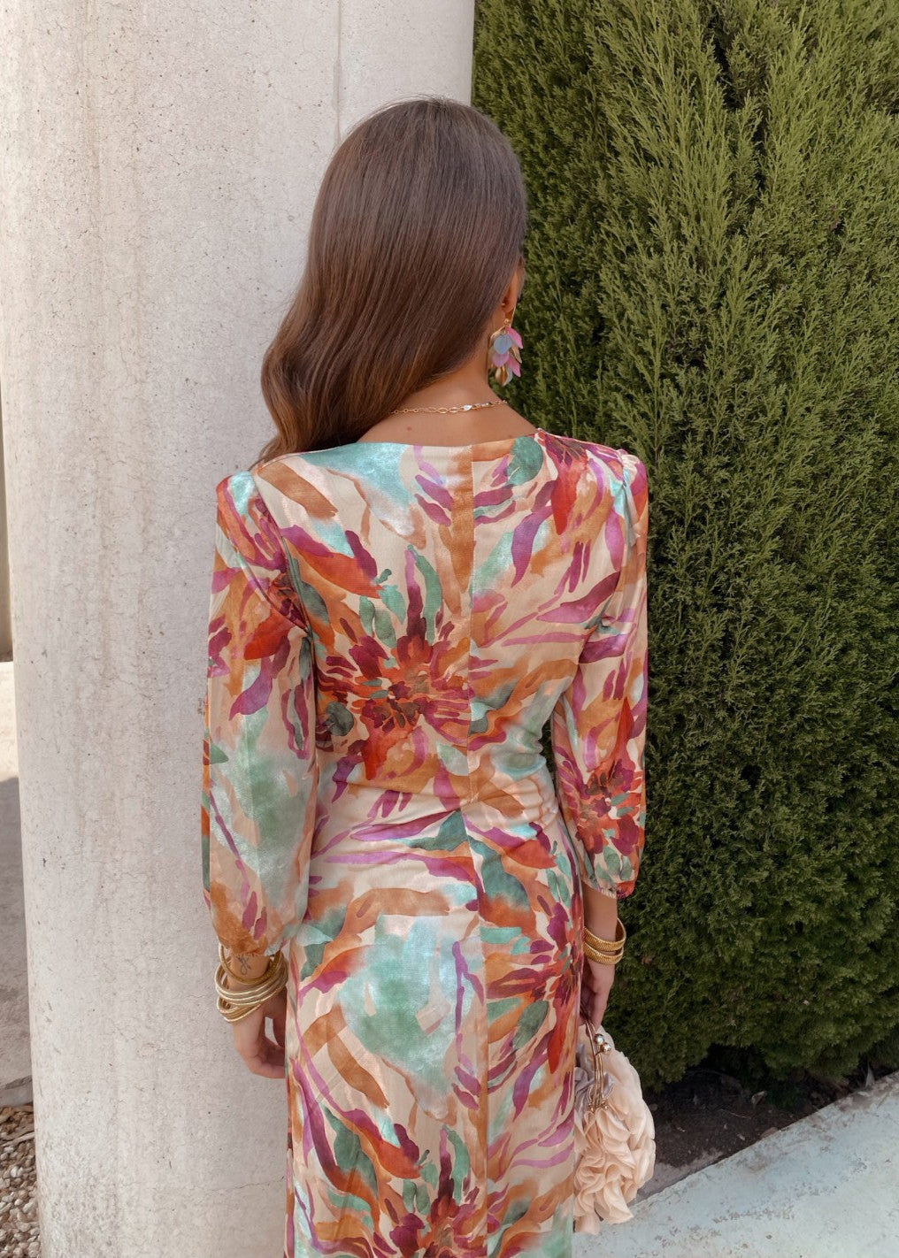 Romy – Elegantes Blumenkleid