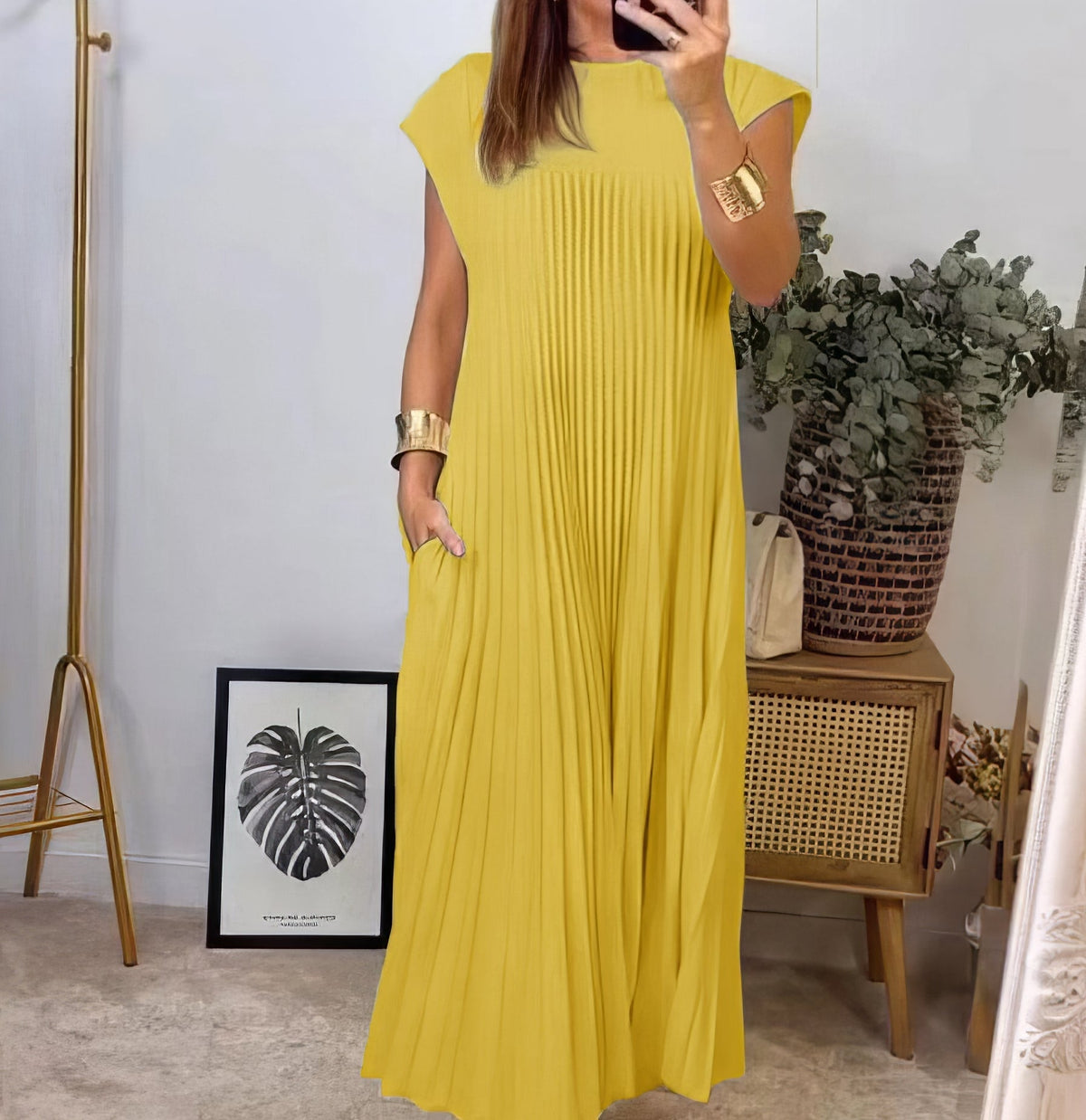 ELEONORA | Ärmeloses Plisseekleid, elegant und zeitlos