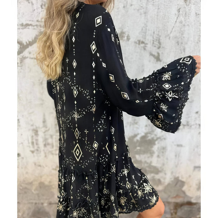 Mara – Trendiges Mini-Kleid mit langen Ärmeln